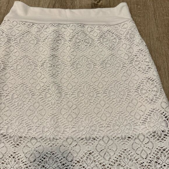 Solitaire Swim White Lace Maxi Skirt | Swim Cover - Picture 2 of 4